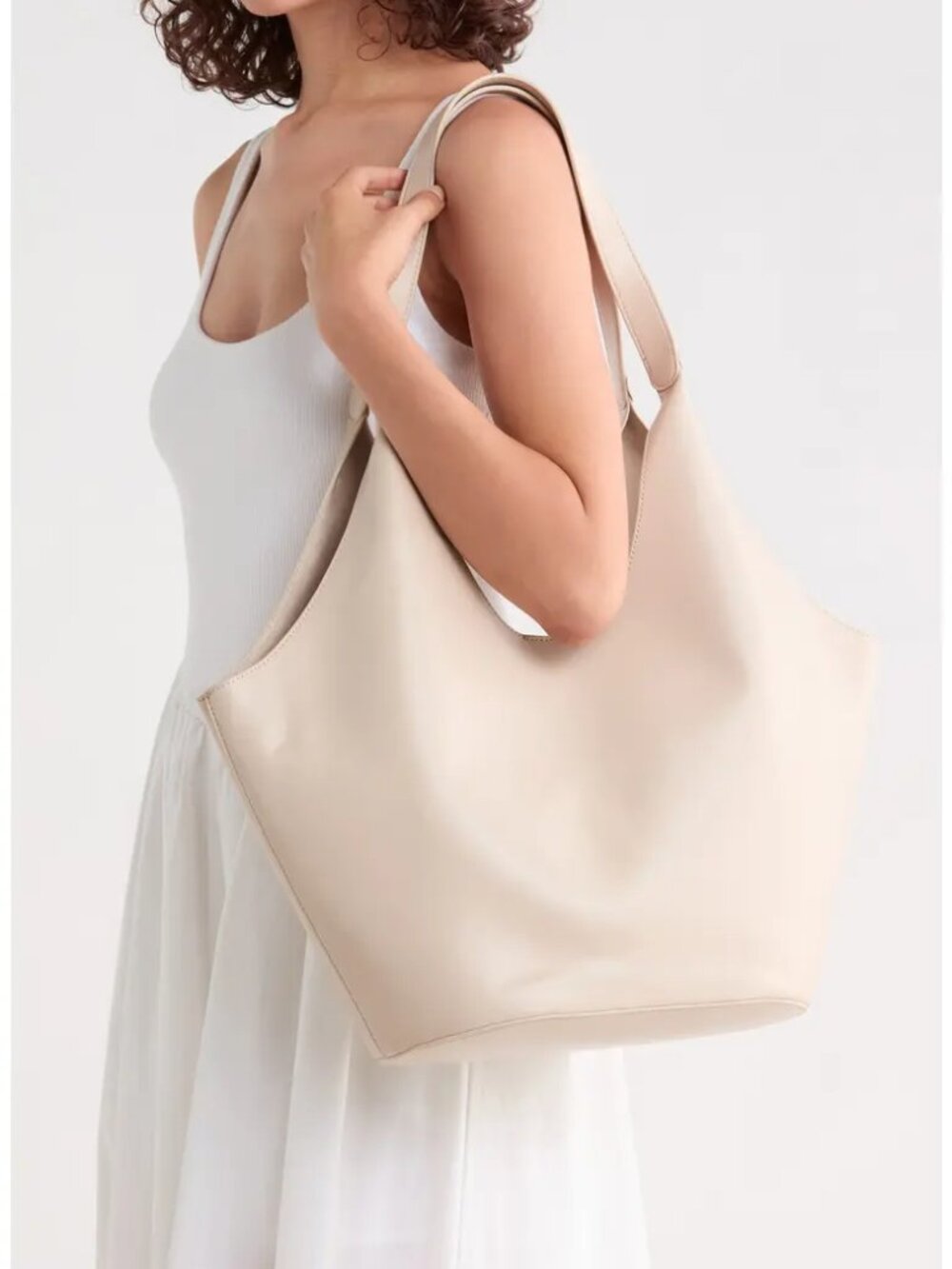 BCBG Bucket Tote Bag-NWT
